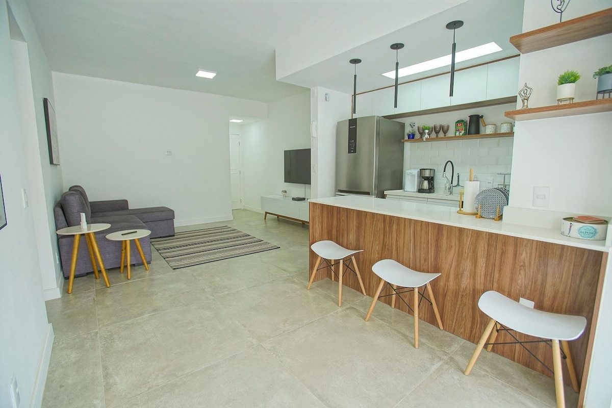 Apartamento em Rio de Janeiro - VIC406| Ap com varanda, academia e sauna na Gávea