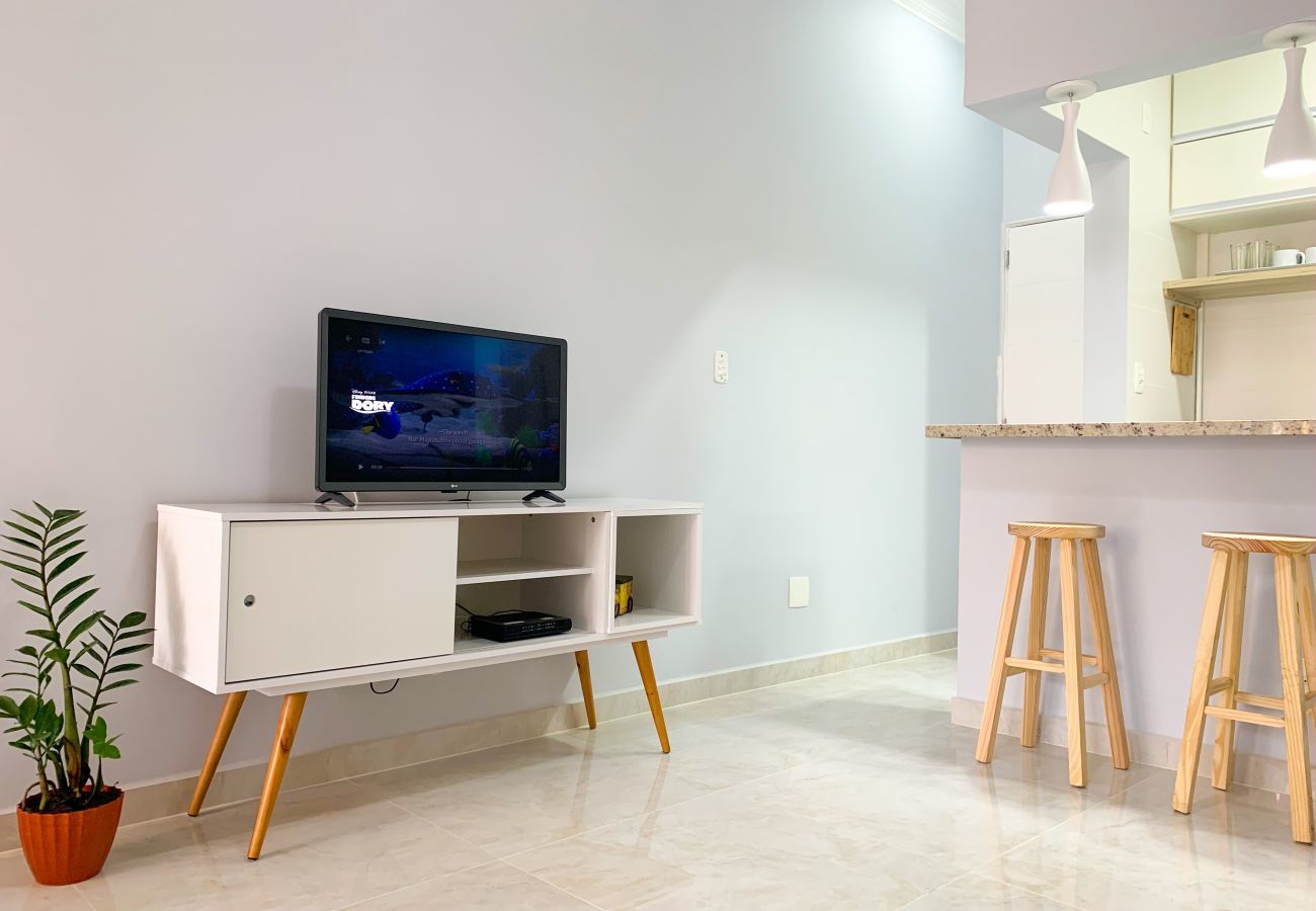 Sala de estar com TV