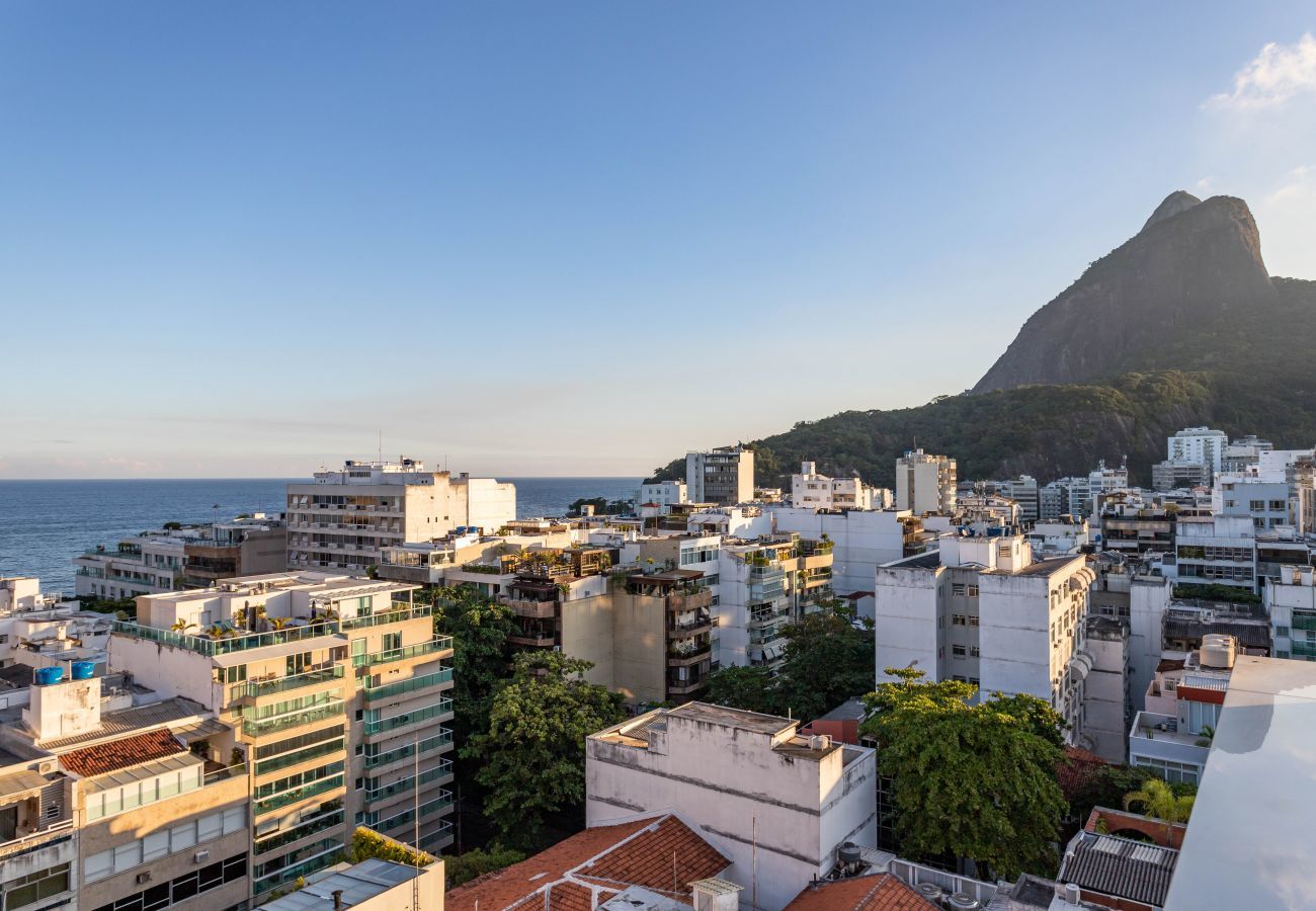 Apartamento em Rio de Janeiro - Belo no Leblon |Vista p/ Morro 2 irmãos| GUC6 ZN1