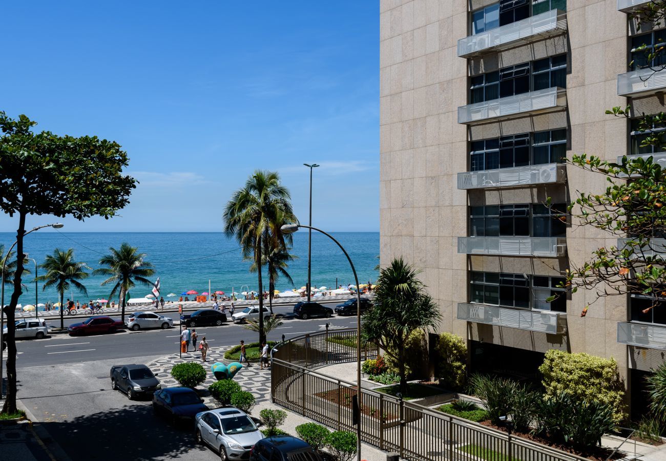 Apartamento em Rio de Janeiro - Vista para o mar, 1 minuto da praia do Leblon | GU301