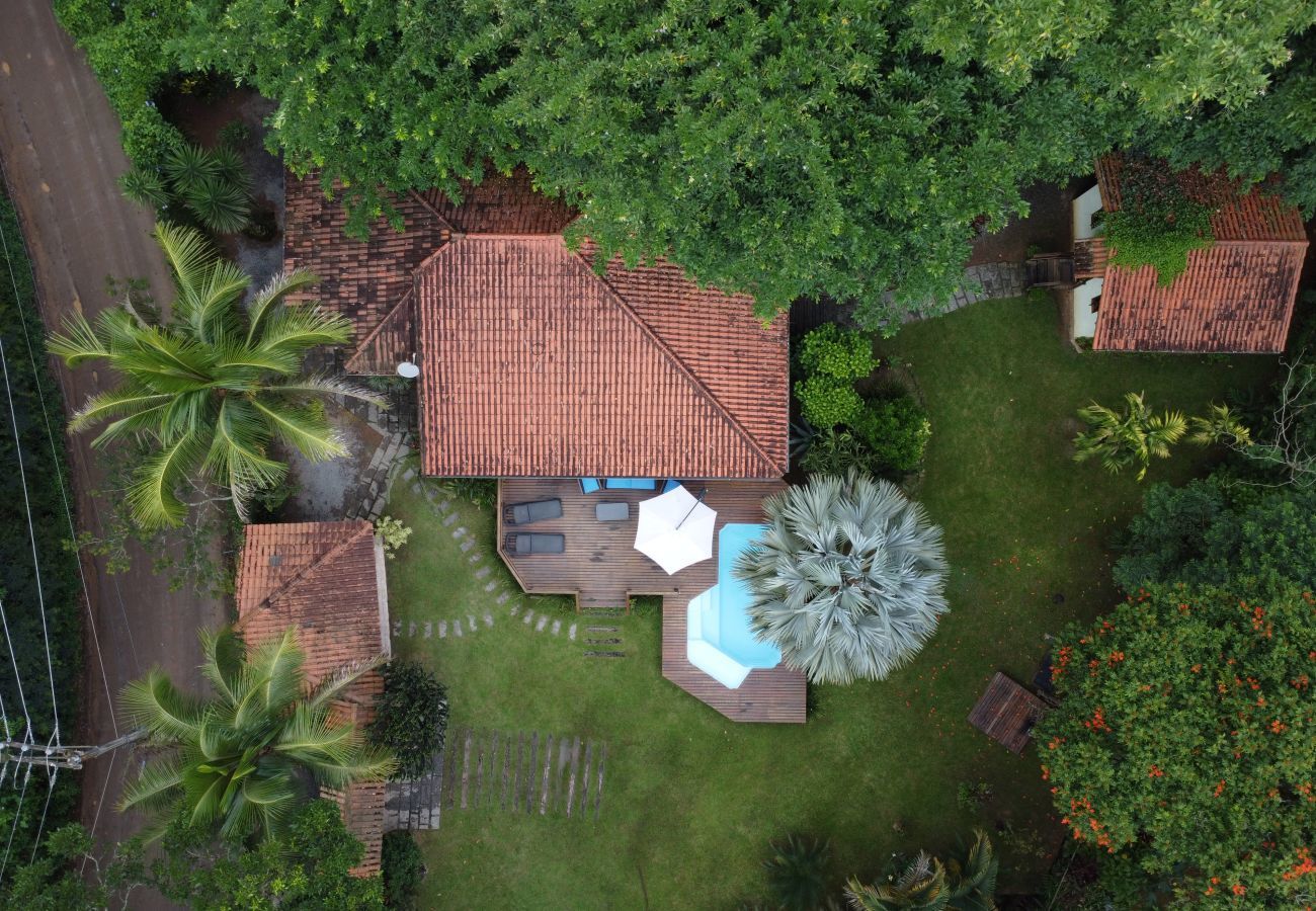 Casa em Petrópolis - GUI8A| Casa com piscina em Secretário