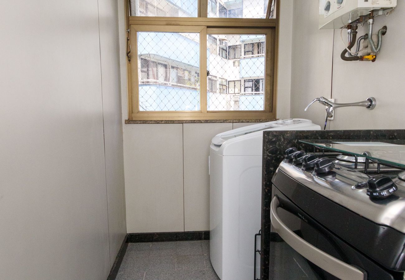 Apartamento em Rio de Janeiro - MTR706| Apto. condominio completo e vaga no Leblon