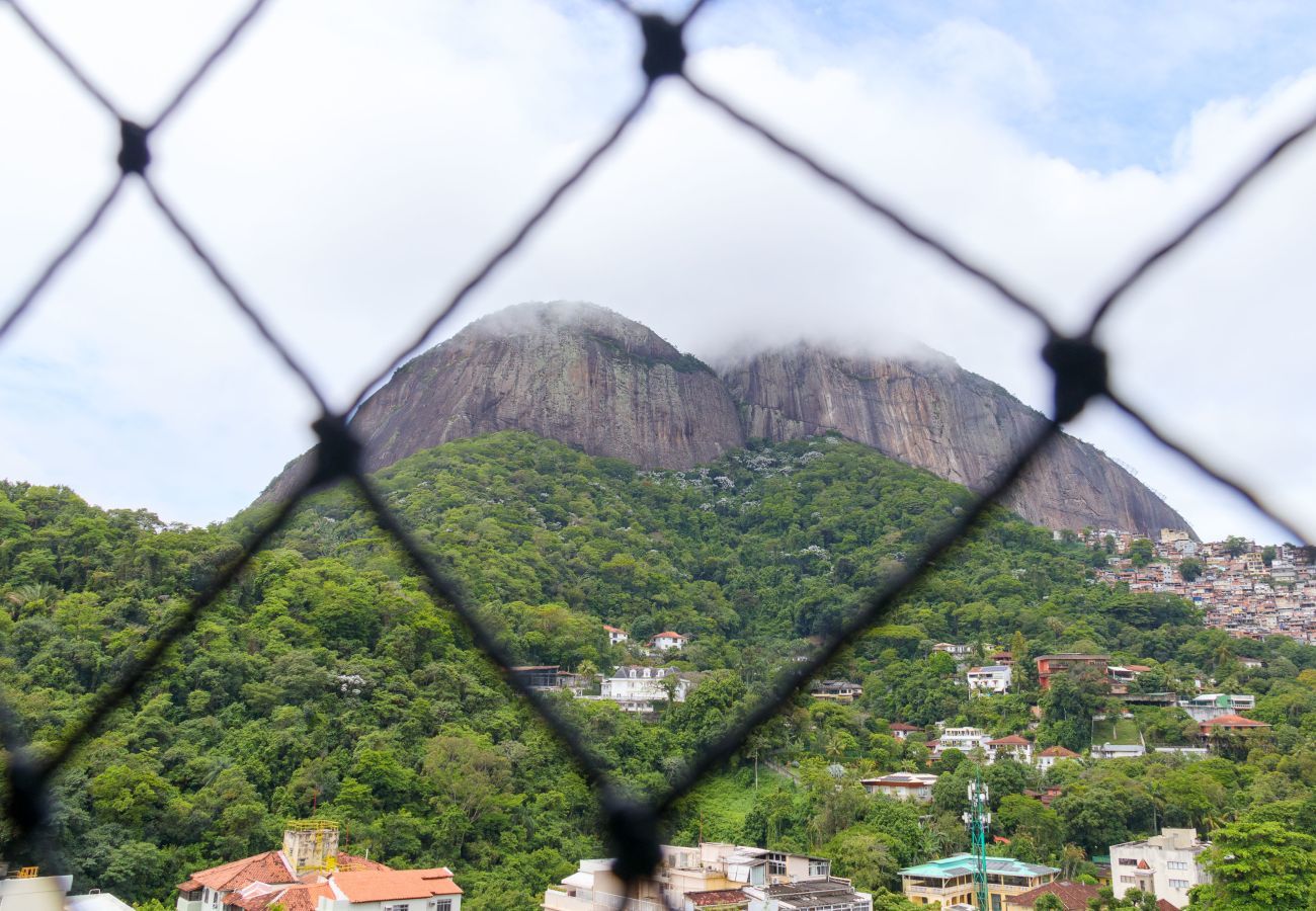 Apartamento em Rio de Janeiro - DUQ502| Belo 3 Quartos com Garagem na Gávea