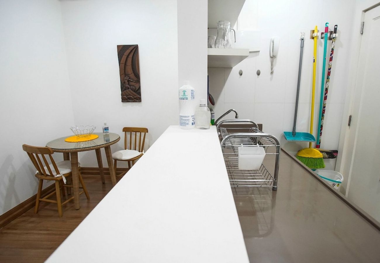 Apartamento em Rio de Janeiro - Urq101| Studio compacto no Leblon