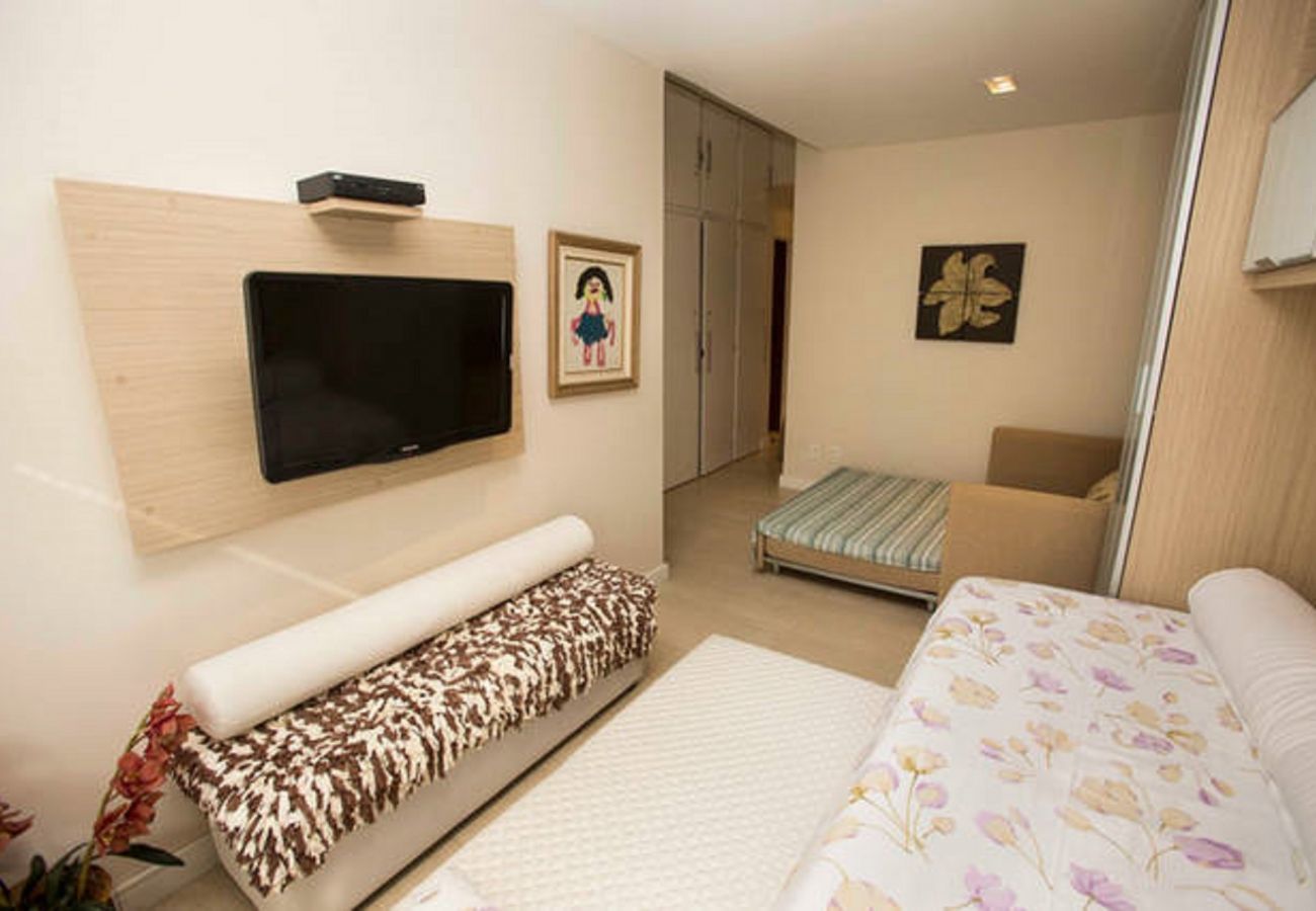 Apartamento em Rio de Janeiro - ATA805| Moderno 3 Quartos no Leblon