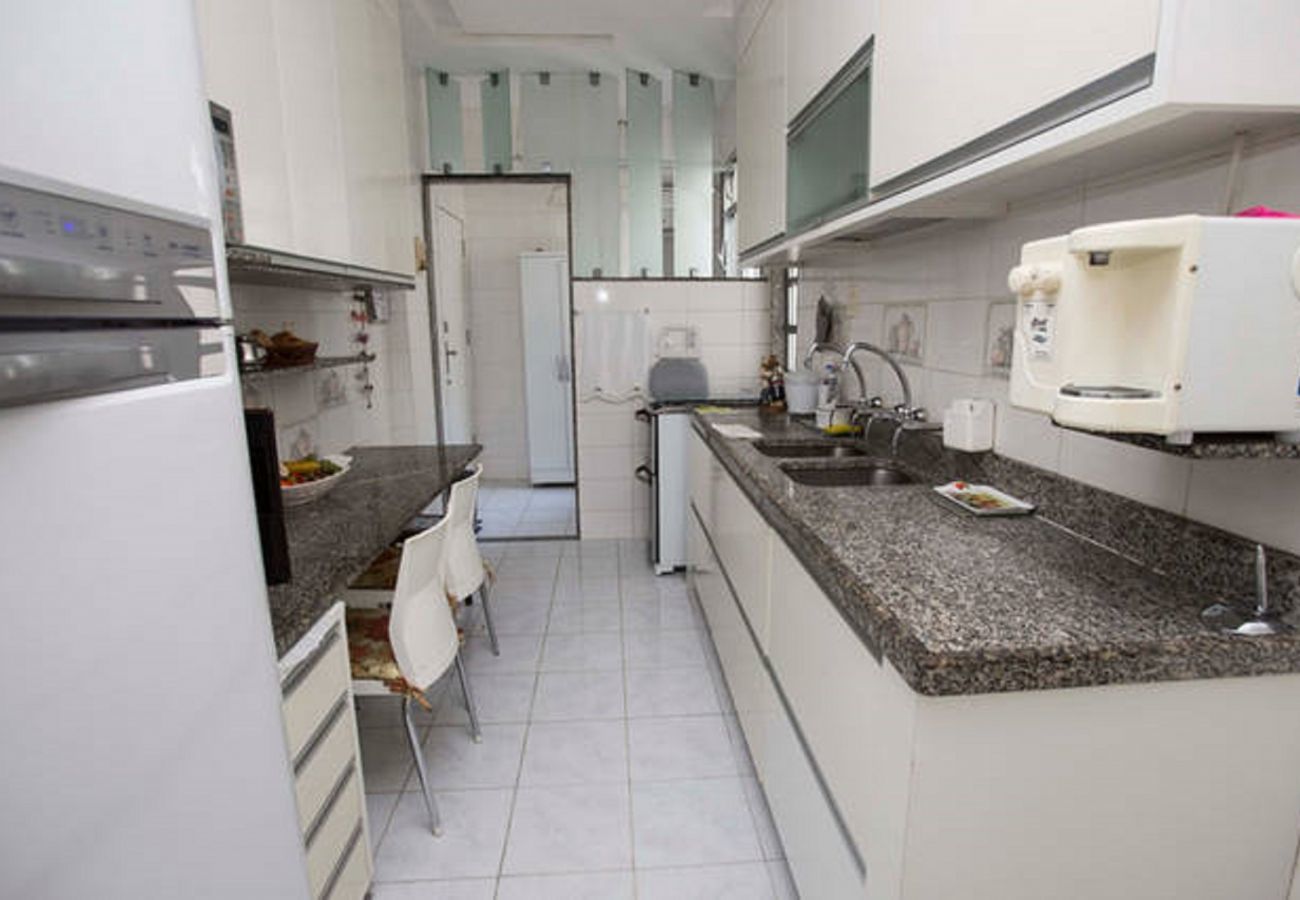 Apartamento em Rio de Janeiro - ATA805| Moderno 3 Quartos no Leblon