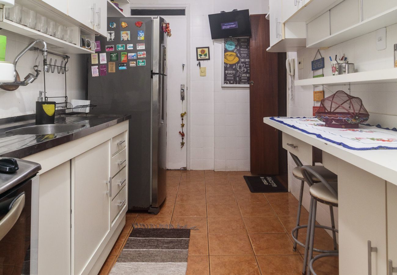 Apartamento em Rio de Janeiro - FF102| Leblon, 3 quadras da praia, até 10 pessoas