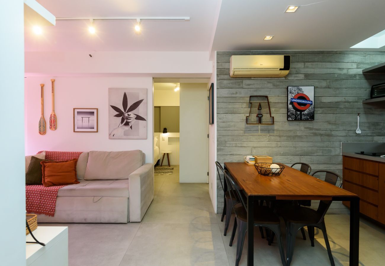 Apartamento em Rio de Janeiro - MAR504| Flat luxuoso no Leblon 2 minutos da praia