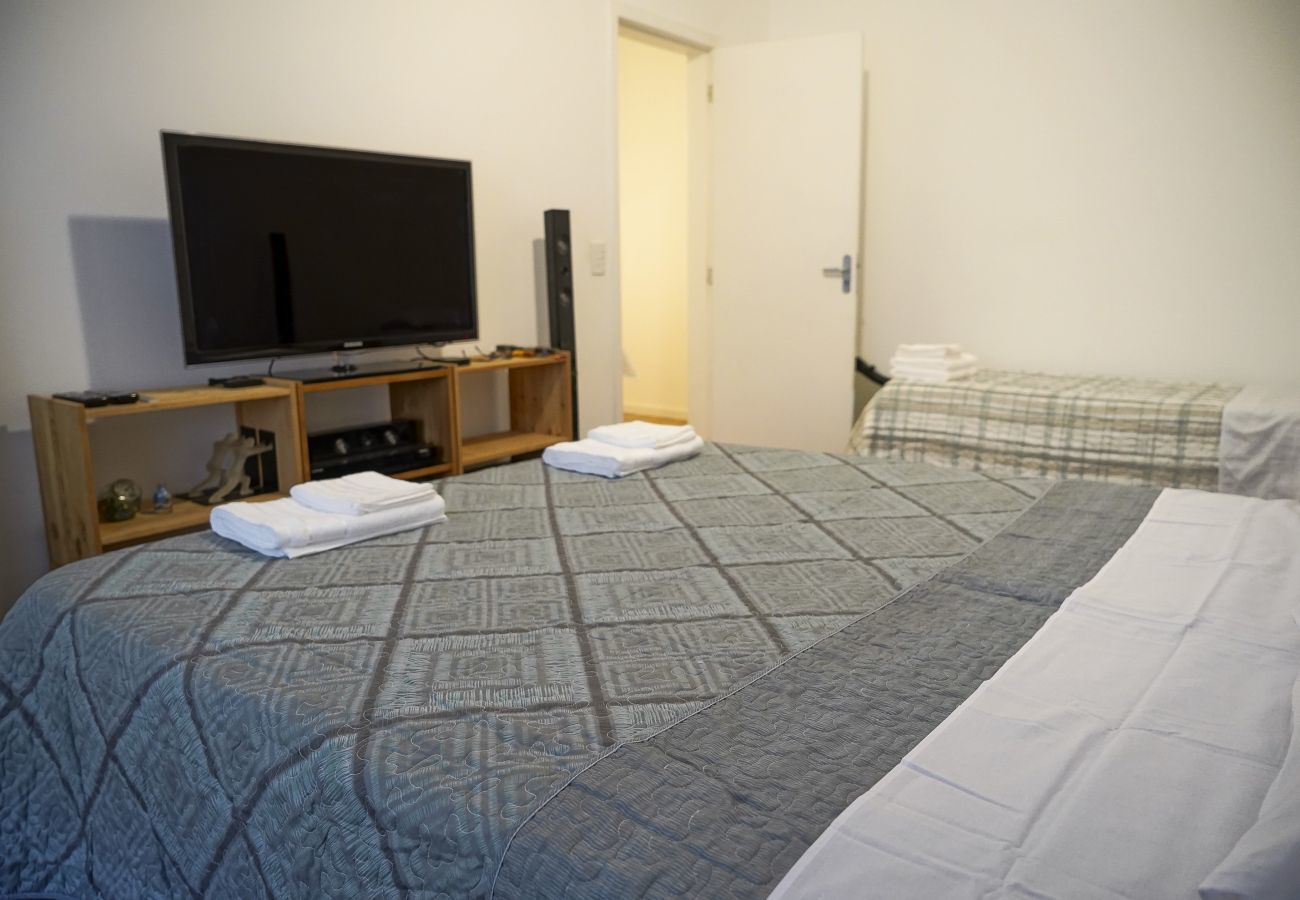 Apartamento em Rio de Janeiro - SAM203| Apto moderno de dois quartos no Leme