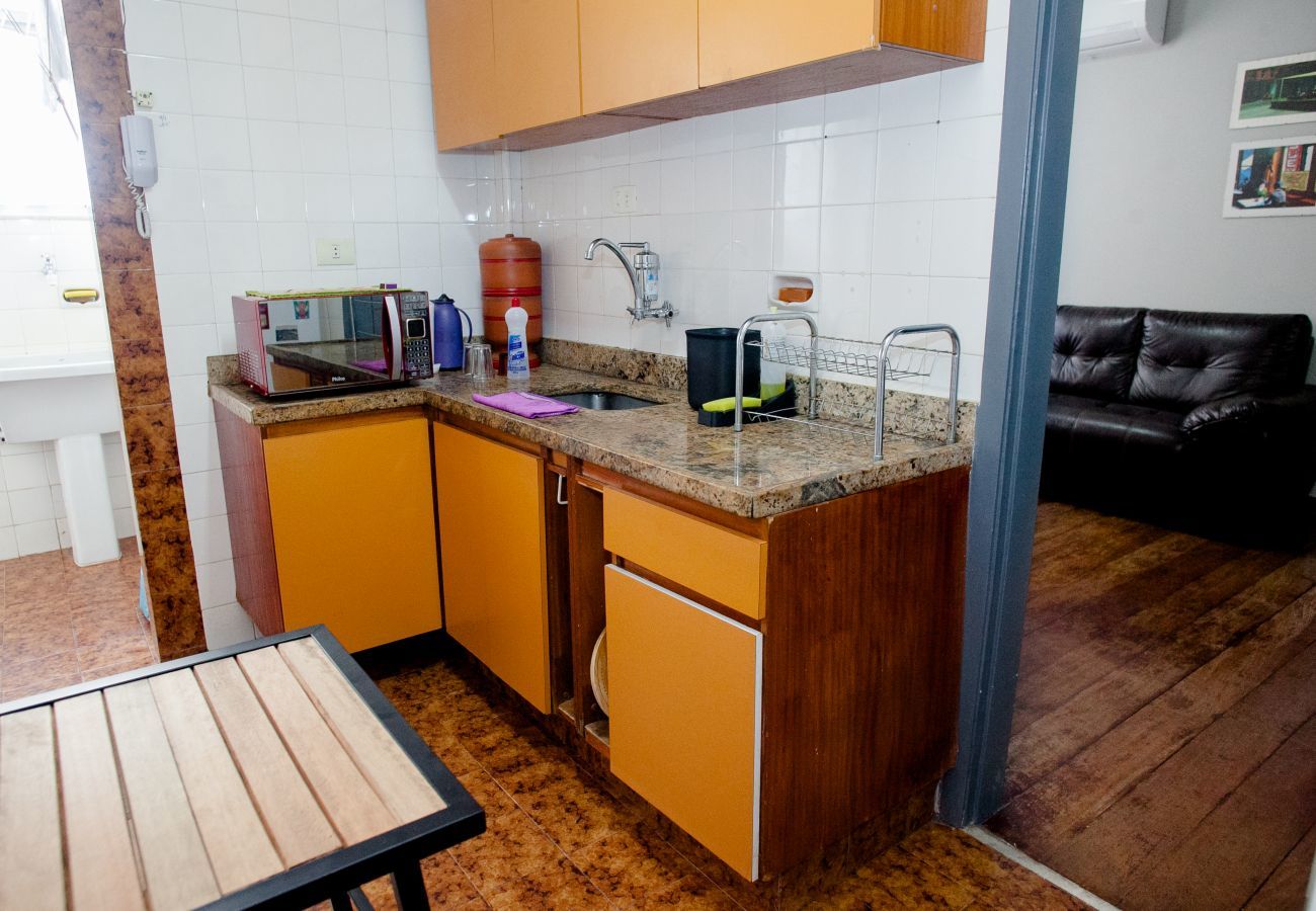 Apartamento em Rio de Janeiro - CAR1203| Apto 2 quartos no Leblon