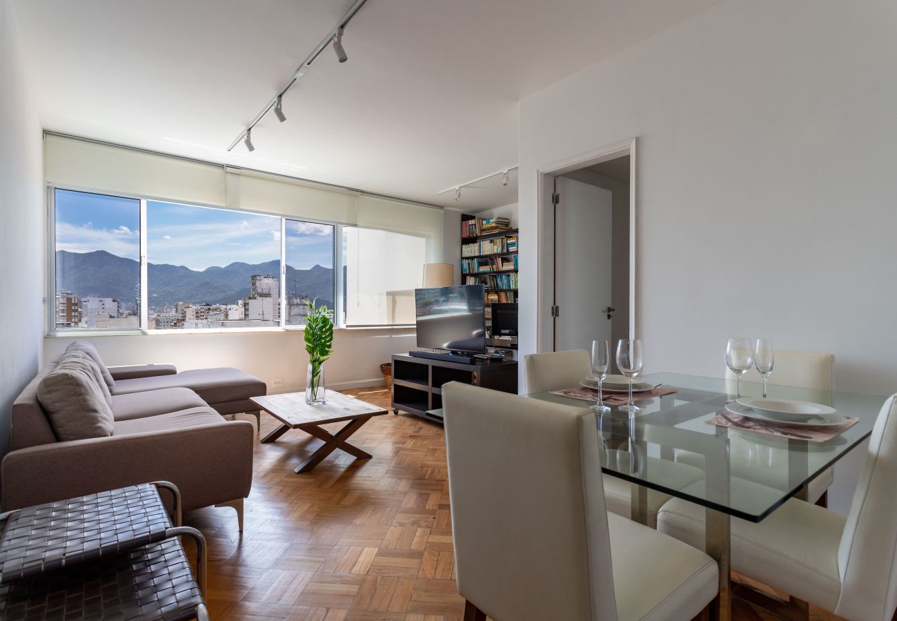 Apartamento em Rio de Janeiro - Conforto e elegância em Ipanema | BT1206 