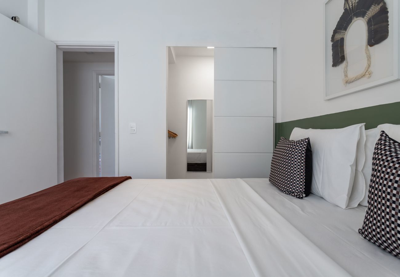 Apartamento em Rio de Janeiro - Conforto e elegância em Ipanema | BT1206 