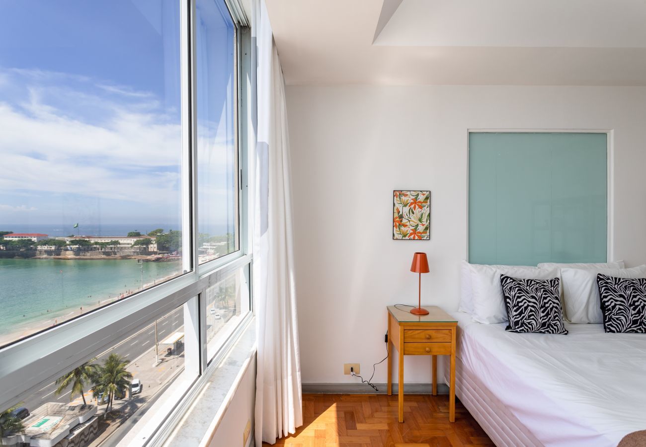 Apartamento em Rio de Janeiro - Vista para a praia de Copacabana | A1103