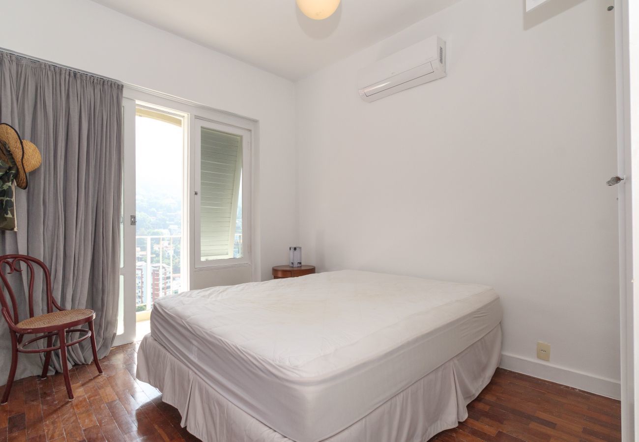 Apartamento em Rio de Janeiro - CAV1601| Apto belíssimo na quadra da praia!