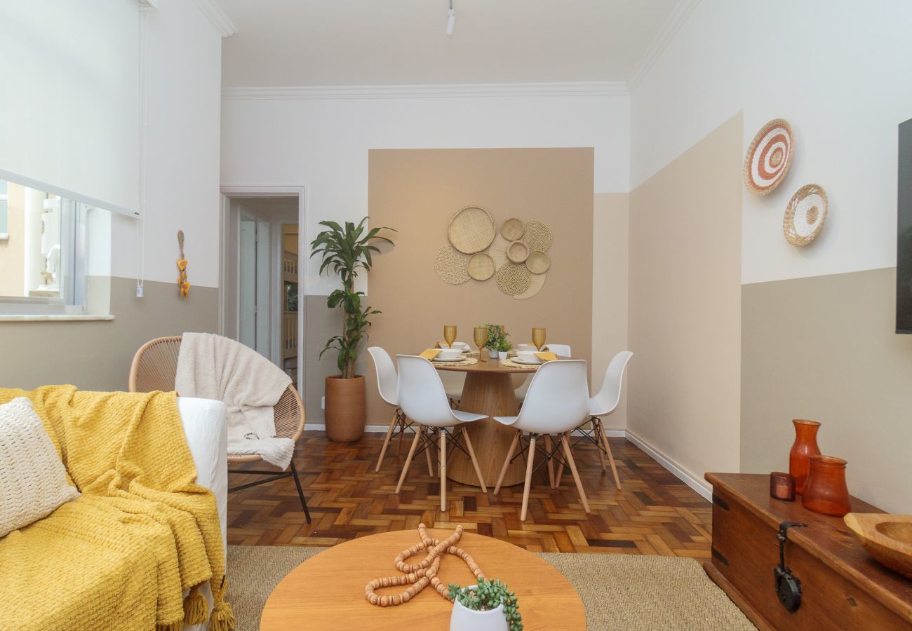 Apartamento em Rio de Janeiro - ALM202| Apt charmoso e aconchegante no Leblon