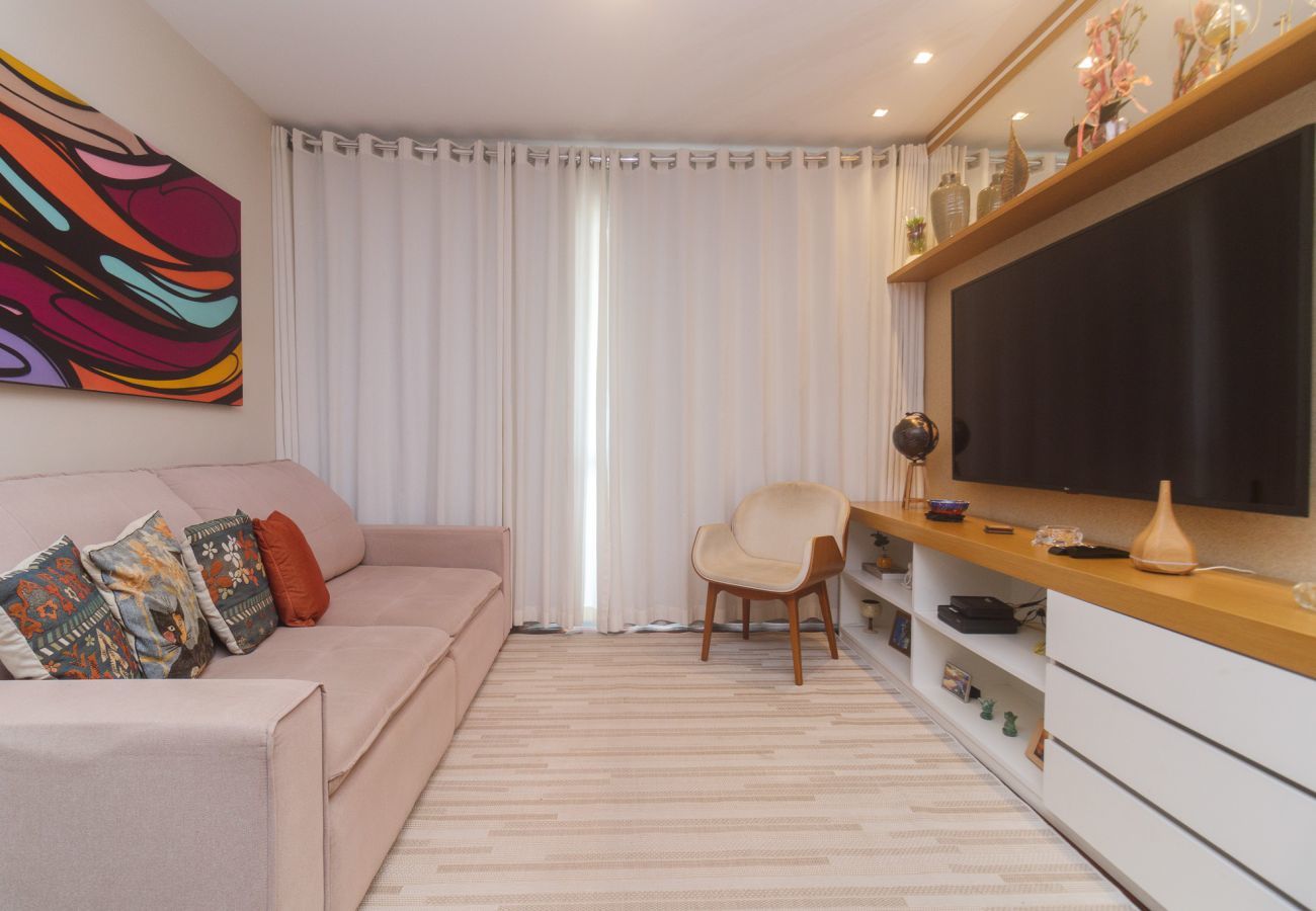 Apartamento em Rio de Janeiro - Albq704 | 2 quartos no melhor do Leblon 