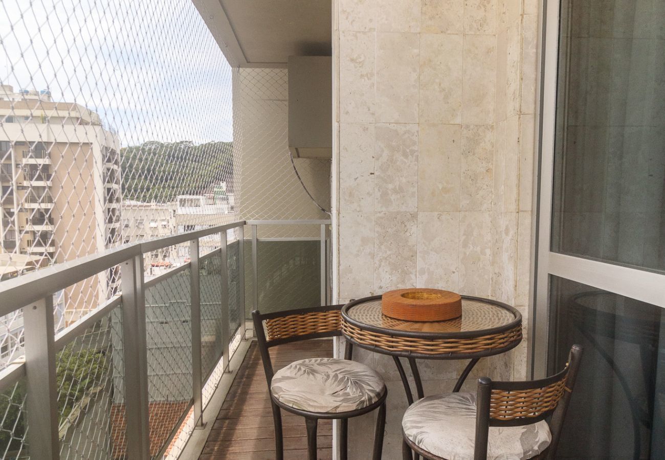 Apartamento em Rio de Janeiro - Albq704 | 2 quartos no melhor do Leblon 