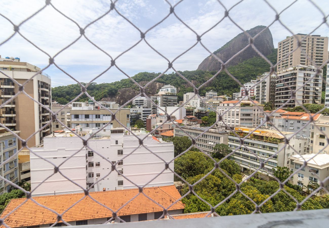 Apartamento em Rio de Janeiro - Albq704 | 2 quartos no melhor do Leblon 