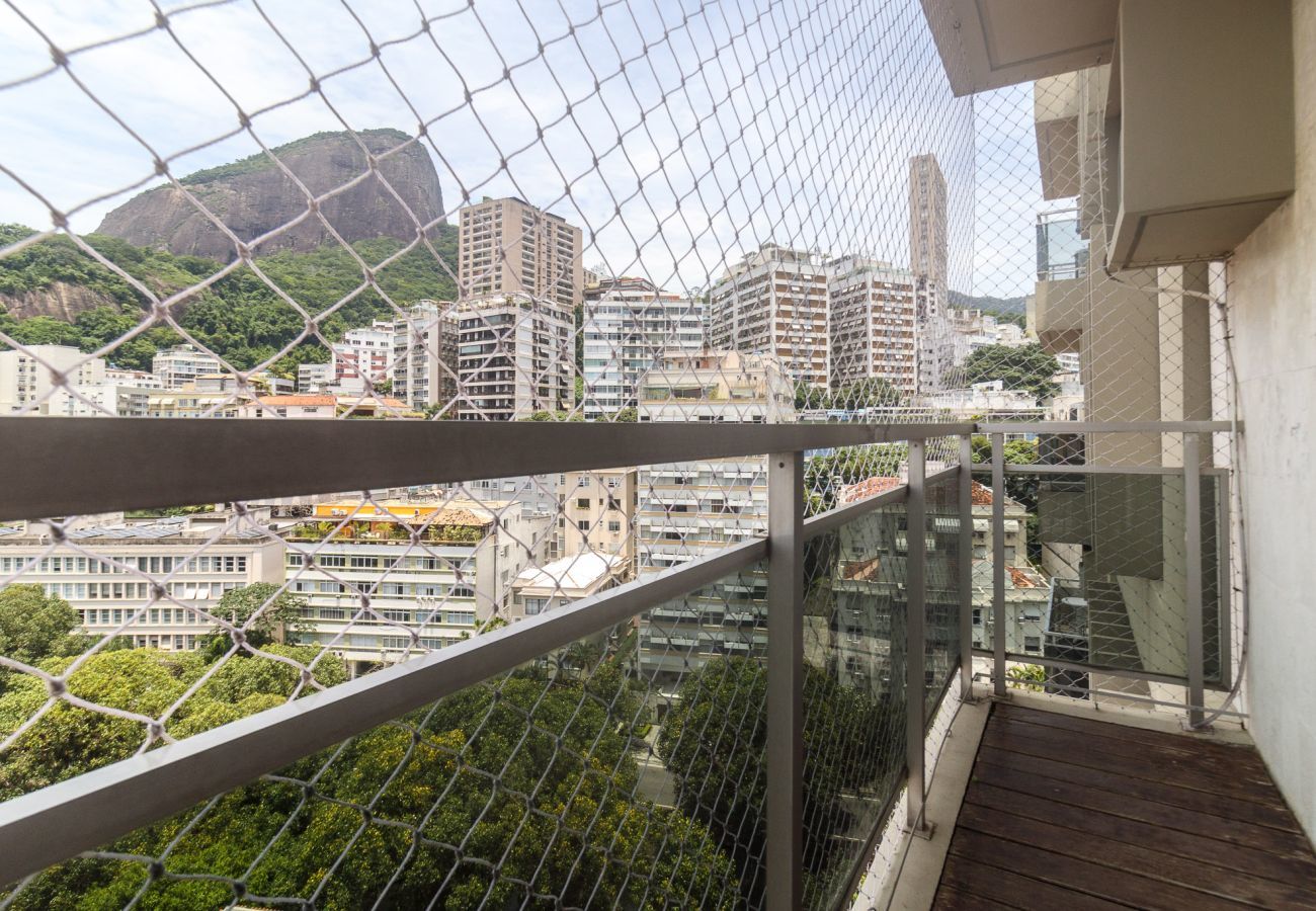 Apartamento em Rio de Janeiro - Albq704 | 2 quartos no melhor do Leblon 