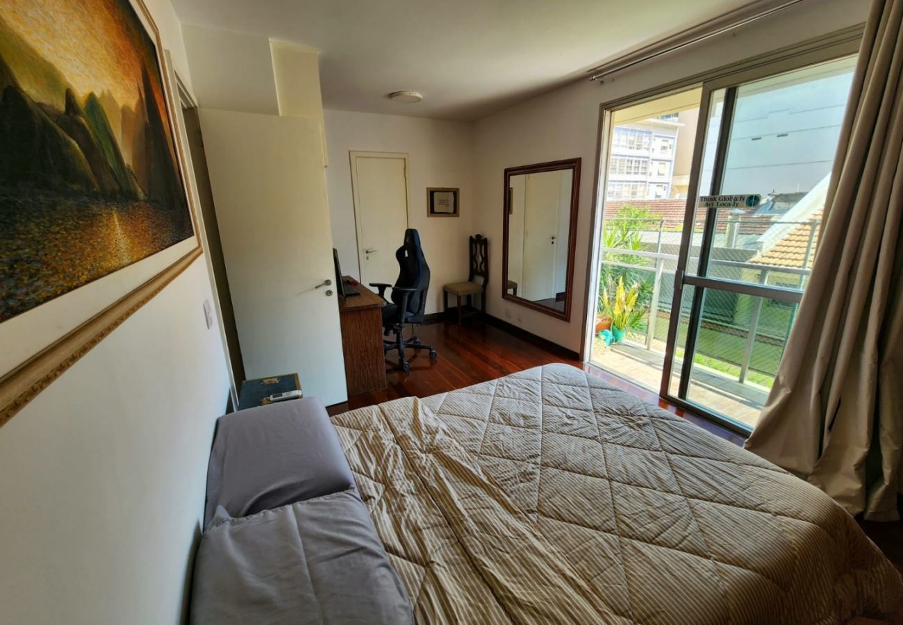 Apartamento em Rio de Janeiro - Albq104 | 2 quartos no melhor ponto do Leblon