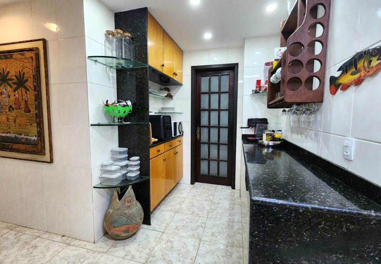 Apartamento em Rio de Janeiro - Albq104 | 2 quartos no melhor ponto do Leblon