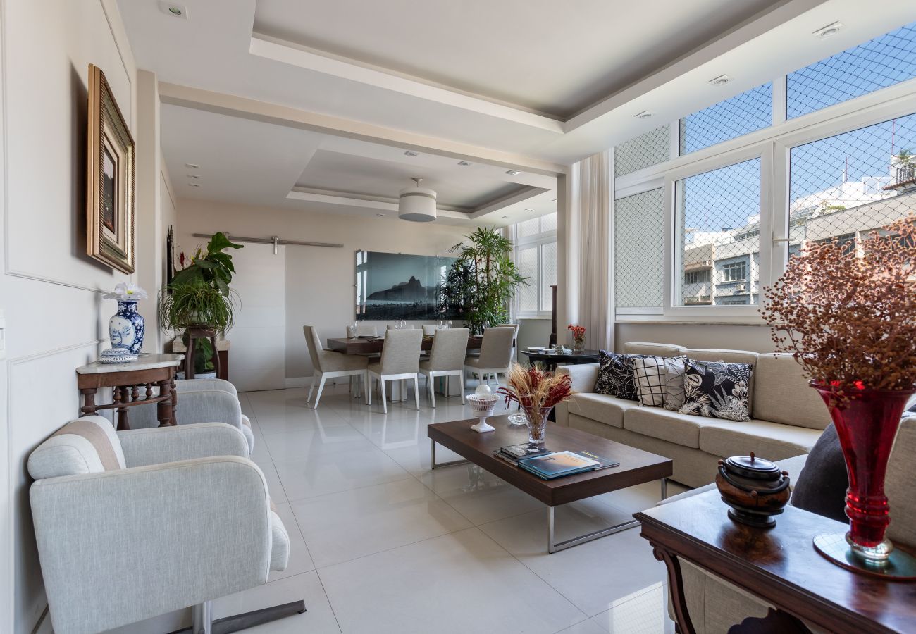 Apartamento em Rio de Janeiro - Elegância em Ipanema |Ideal p/ famílias| RE701 Z2