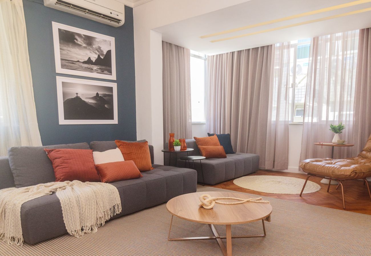 Apartamento em Rio de Janeiro - God302| Charme e conforto a 1 quadra da Lagoa 