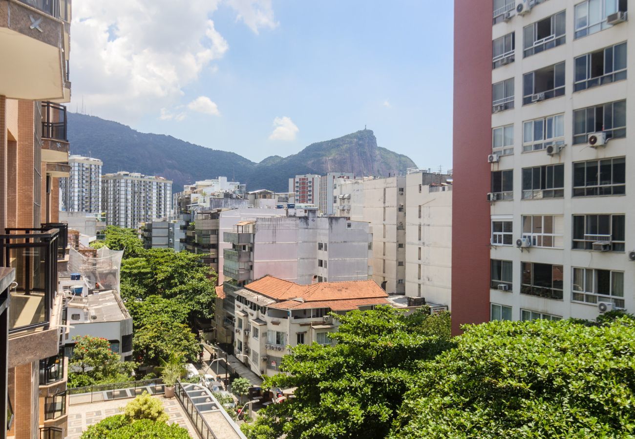 Apartamento em Rio de Janeiro - Lira602 | Leblon 2 qtos, vista Cristo e 2 Irmãos