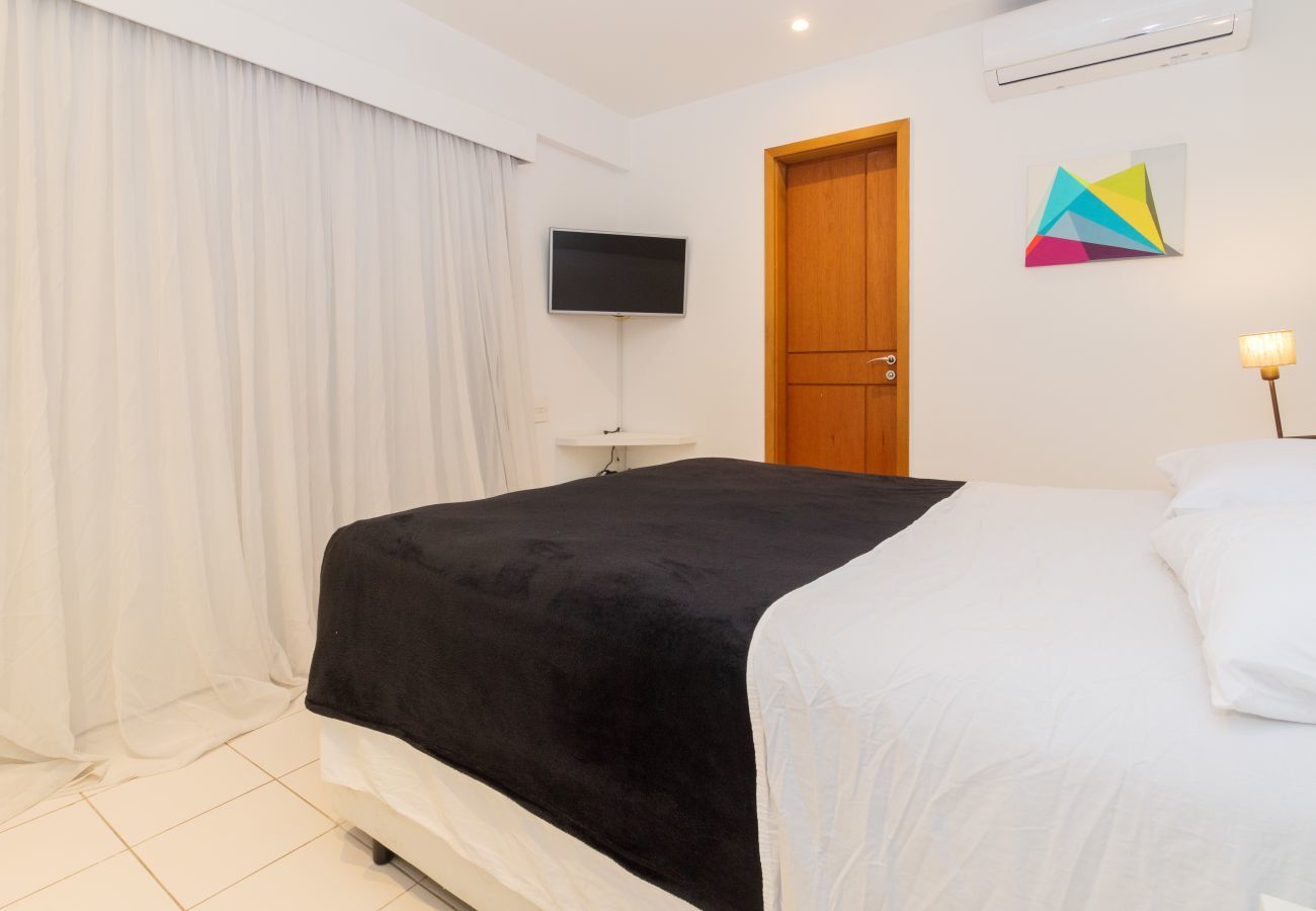 Apartamento em Rio de Janeiro - JON705 | Cobertura em Ipanema com vista pro Cristo