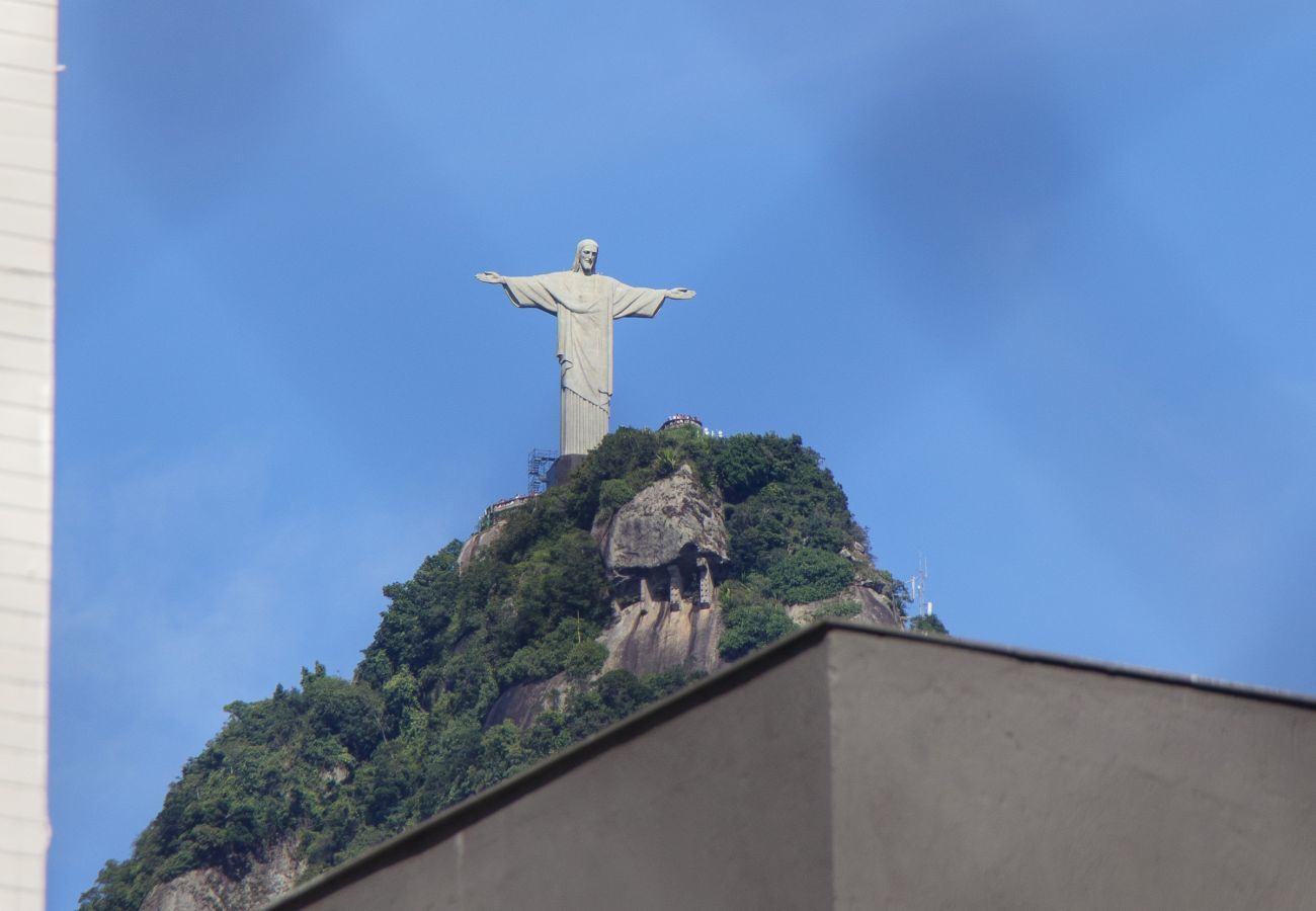 Apartamento em Rio de Janeiro - MRN105 | 2 quartos no melhor ponto de Botafogo 