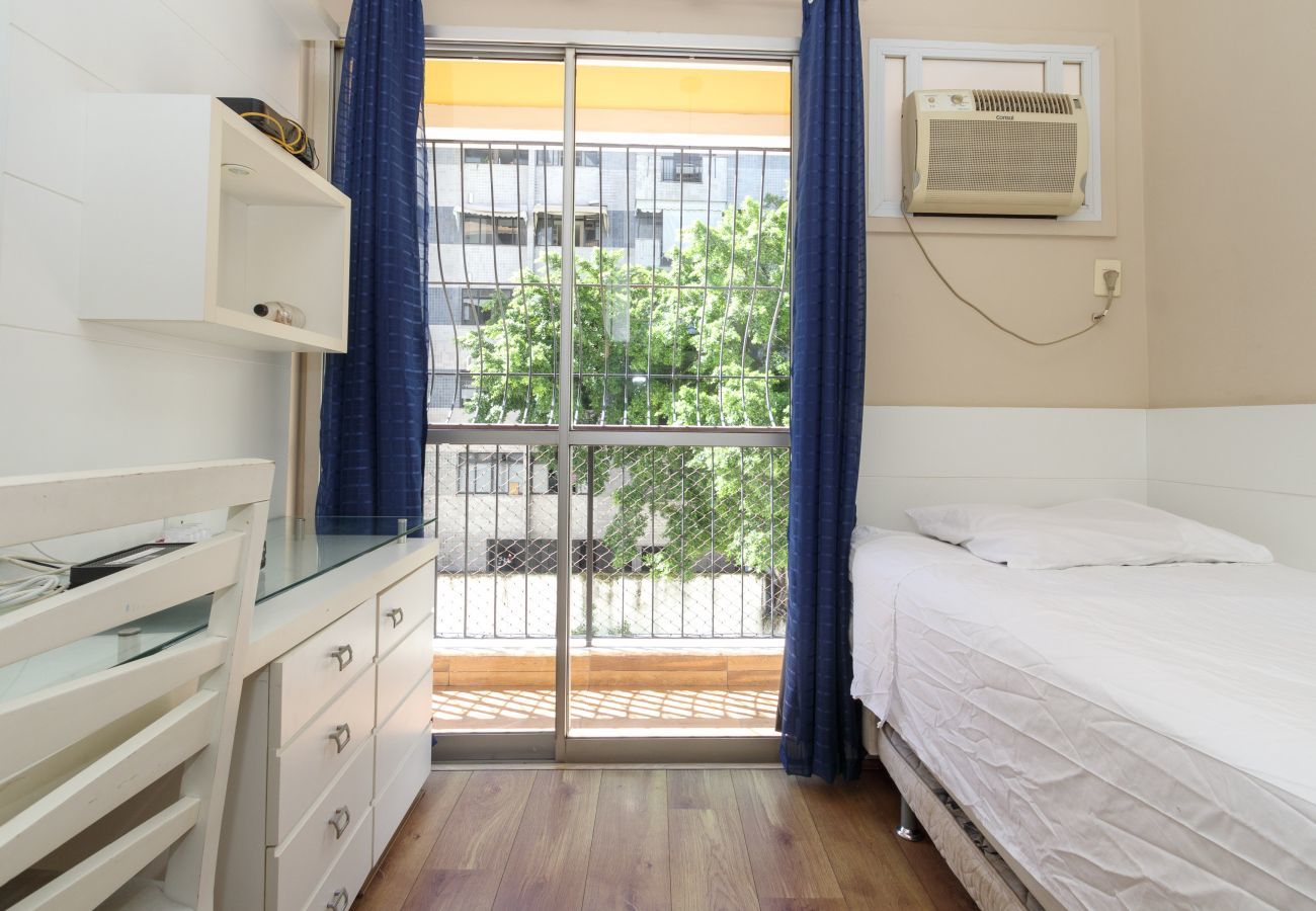 Apartamento em Rio de Janeiro - MRN105 | 2 quartos no melhor ponto de Botafogo 