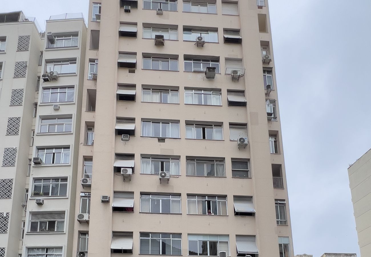 Apartamento em Rio de Janeiro - Para familias, 10 minutos da praia de Copacabana | PL804