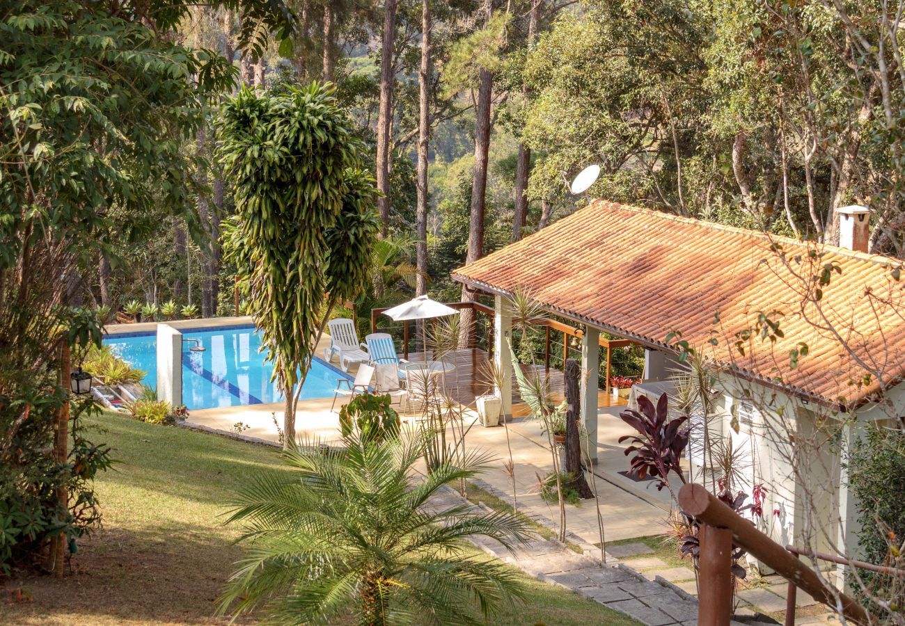 Casa em Petrópolis - Casa Itaipava | 3 quartos com piscina em Itaipava