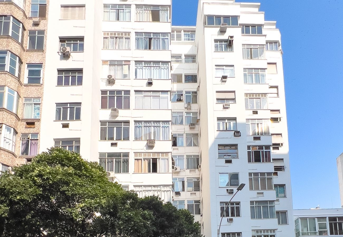 Apartamento em Rio de Janeiro - 4 minutos da praia de Copacabana | NSC205