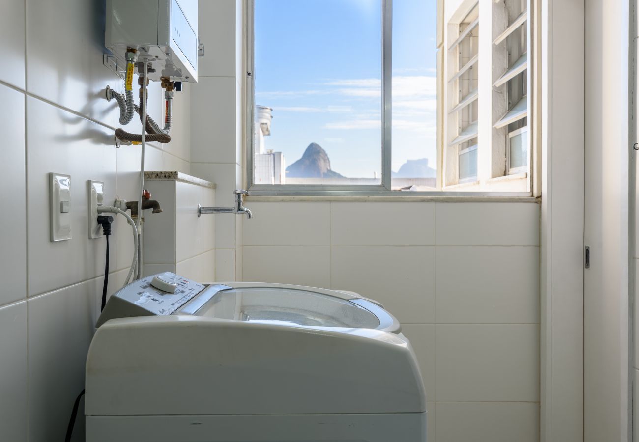 Apartamento em Rio de Janeiro - Epitácio1202| 2 qtos na Lagoa com magnífica vista 