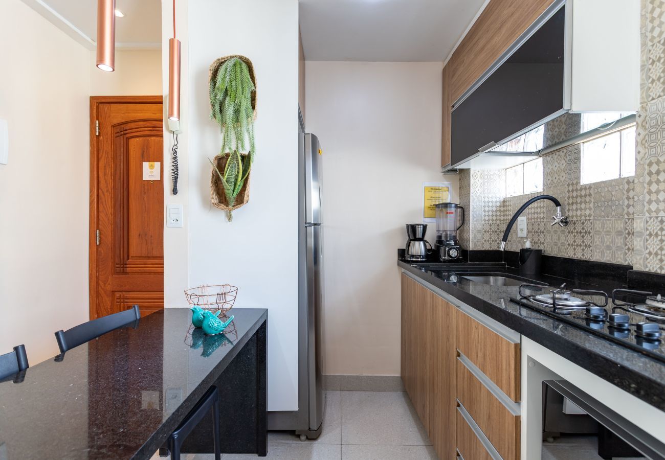 Apartment in Rio de Janeiro - 6 minutes from Ipanema beach and close to the underground | J801