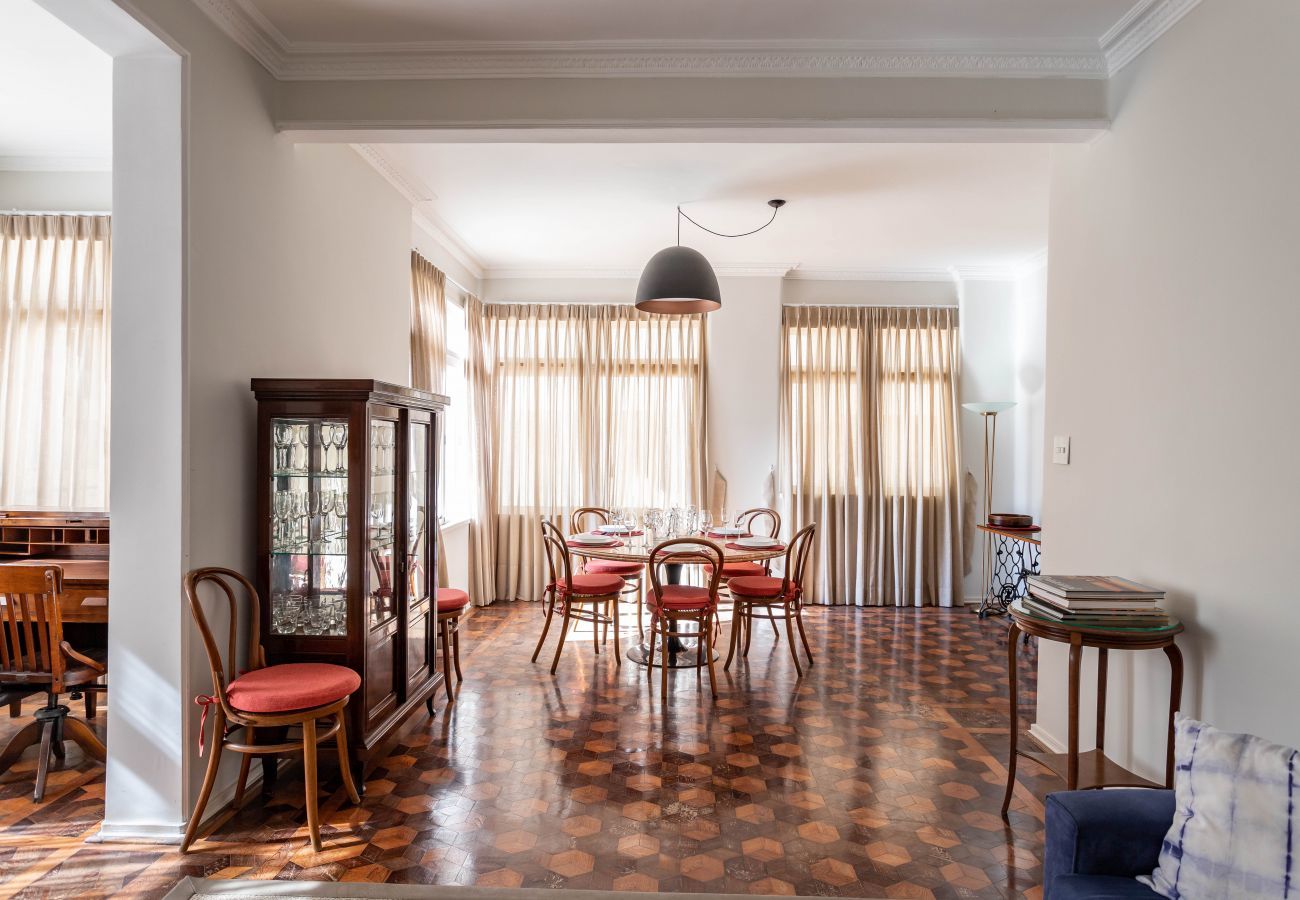 Apartment in Rio de Janeiro - Literary sanctuary, near Arpoador | FCO501