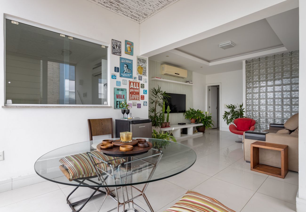 Apartment in Rio de Janeiro - Coverage in Barra da Tijuca for 6 people | LC2207