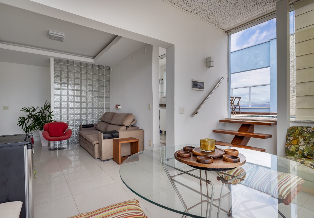 Apartment in Rio de Janeiro - Coverage in Barra da Tijuca for 6 people | LC2207