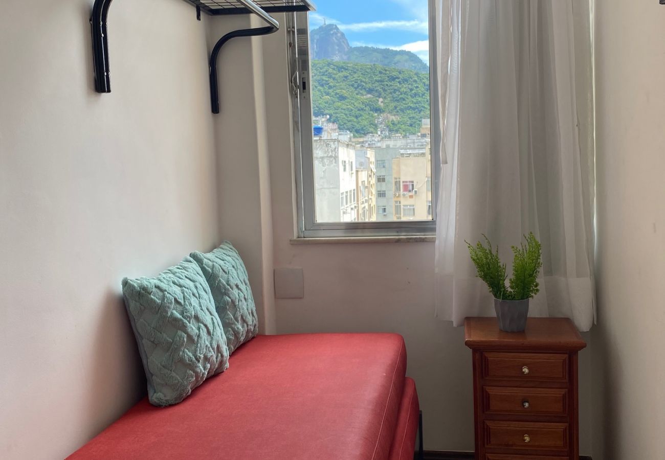 Apartment in Rio de Janeiro - 4 minutes from Copacabana beach | NSC1104