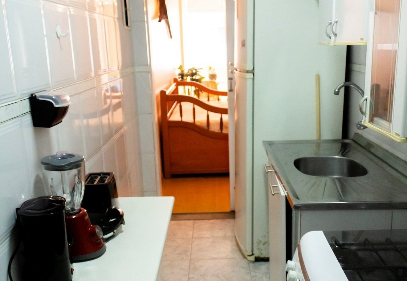 Apartment in Rio de Janeiro - CAR603| Quarto e sala em Ipanema perto da praia