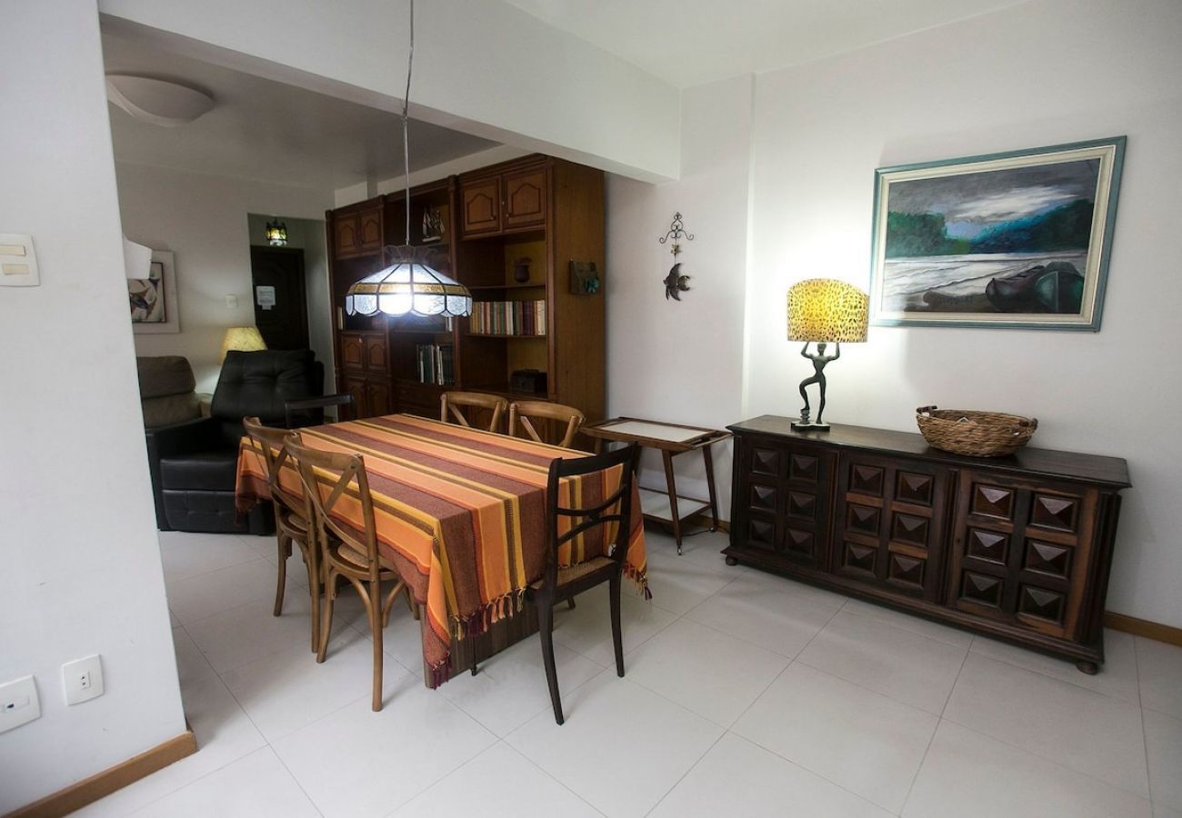 Apartment in Rio de Janeiro - ATA304| Apartamento com Sala Ampliada no Leblon