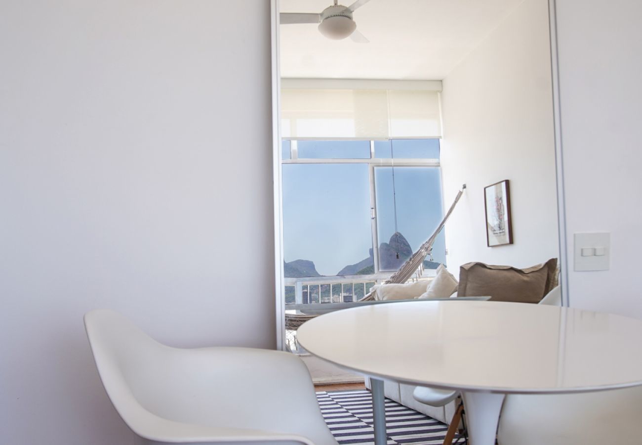 Apartment in Rio de Janeiro - NSC1502| 2 quartos com vista panorâmica em Ipanema