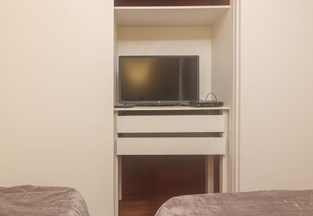 Apartment in Rio de Janeiro - FF702| 3 Quartos no Leblon