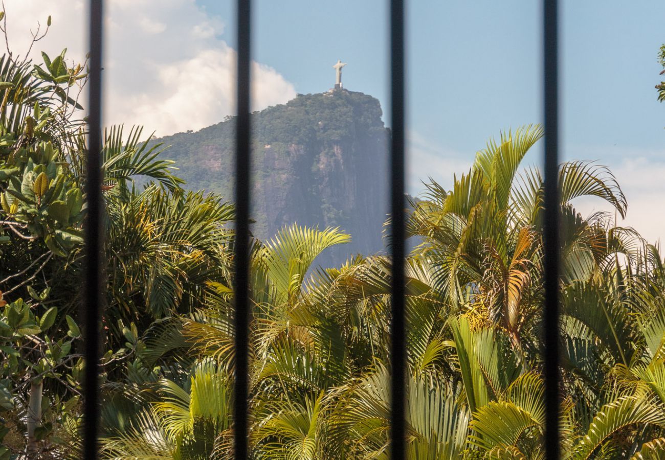 House in Rio de Janeiro - Casa com piscina no Leblon (Jd Pernambuco) 