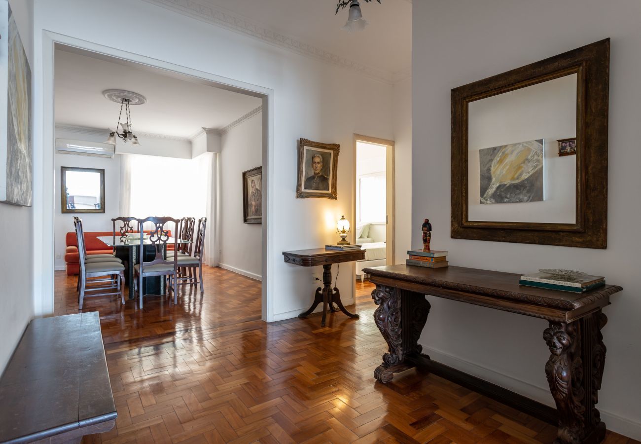 Apartment in Rio de Janeiro - A 2 minutos de la playa de Copacabana | A801