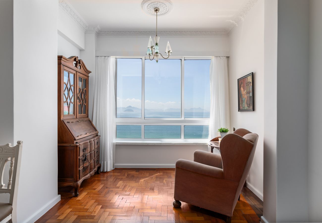 Apartment in Rio de Janeiro - A 2 minutos de la playa de Copacabana | A801