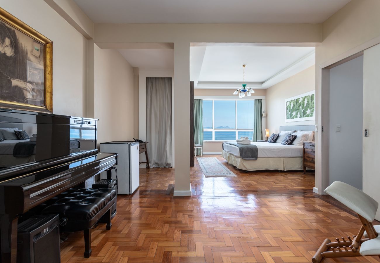 Apartment in Rio de Janeiro - A 2 minutos de la playa de Copacabana | A801