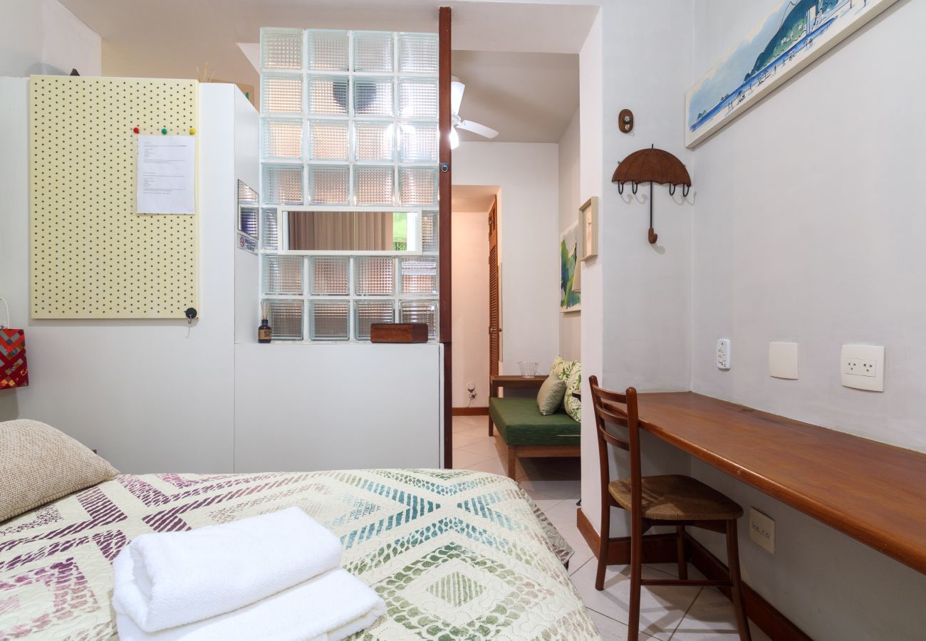 Apartment in Rio de Janeiro - Rom316| Studio compacto em Ipanema