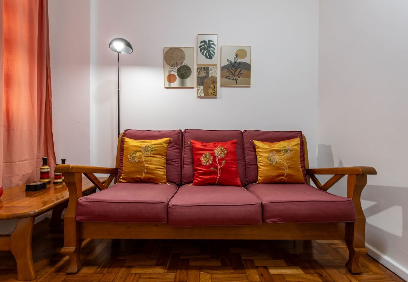 Apartment in Rio de Janeiro - Comfort in Copa | Classic decoration | BR911 